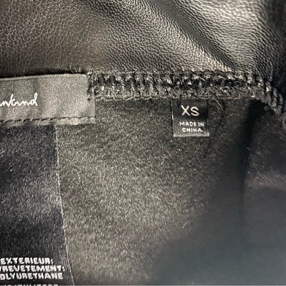 7 For All Mankind Black High Waist Faux Leather Leggings Stretch Bikercore Sz XS - Picture 5 of 8